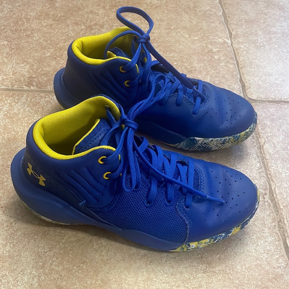 Steph Curry UA shoes
